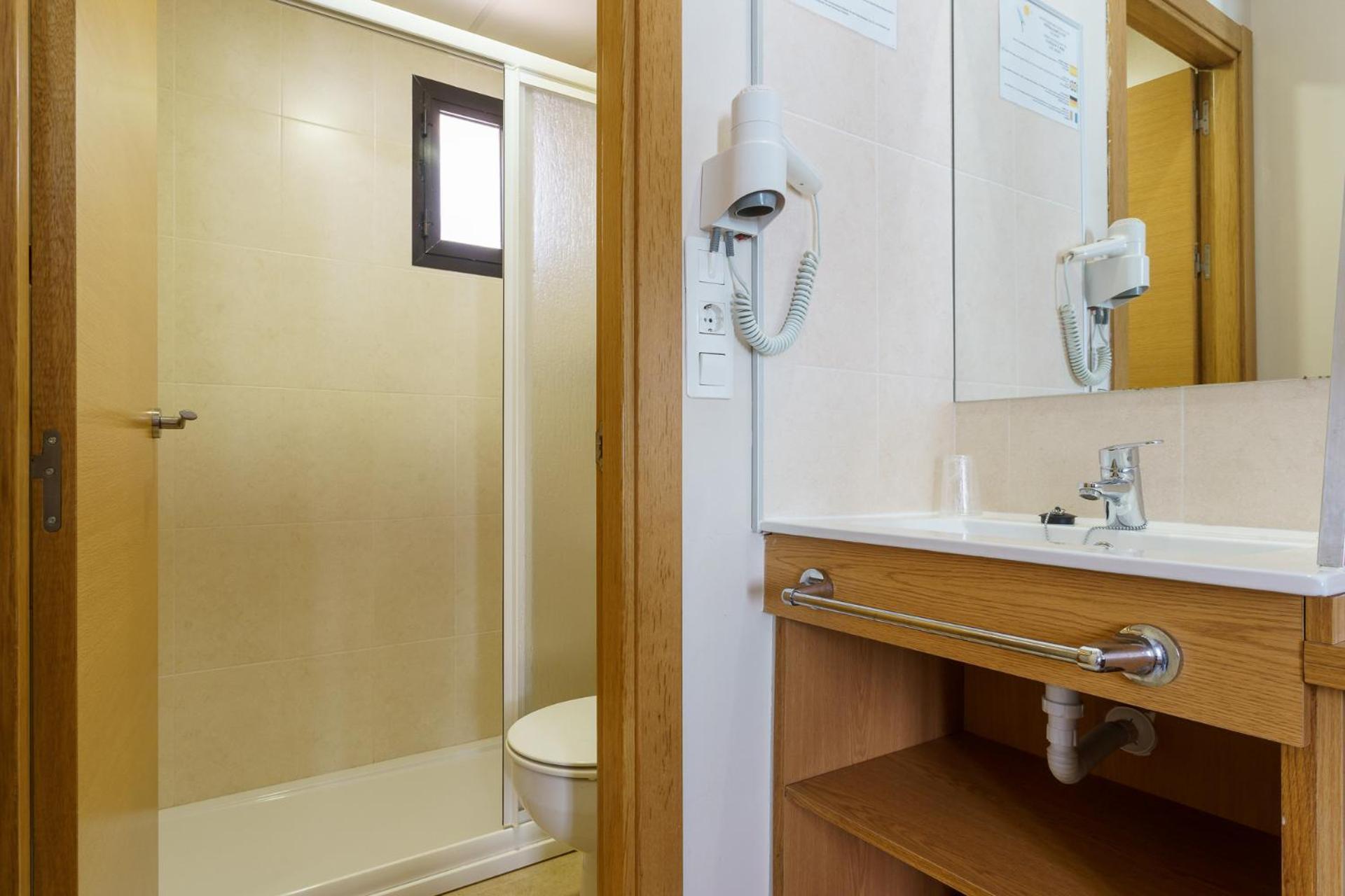 Hostal Costabella Powered By Faro Homes Fuengirola Værelse billede